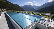 „Megacool“: Wasserwelten und Aqua Fun Park im STOCK resort Finkenberg (Zillertal) (©Foto. Stock Resort / MK Salzburg)